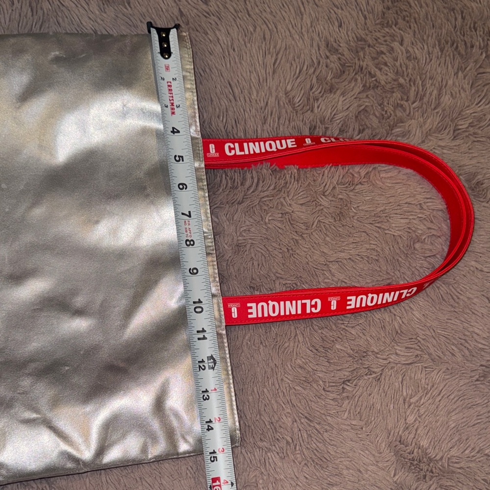 Clinique Metallic Silver Tote with Red Handles Candy Cane Interior Shoulder Bag - Picture 6 of 9